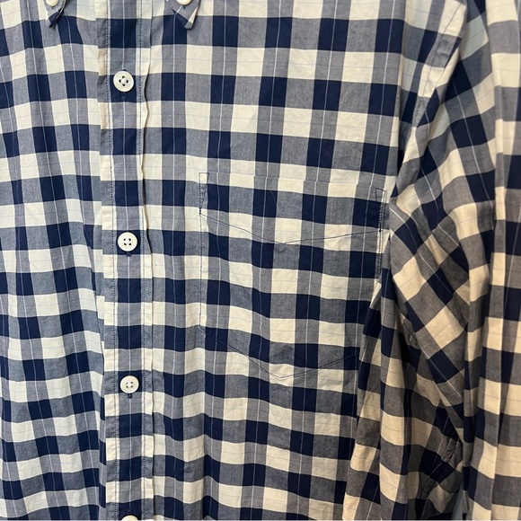 Club Monaco men’s button down dress shirt - Picture 2 of 4